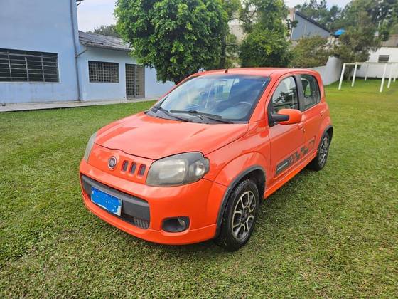 FIAT UNO 1.4 SPORTING 8V FLEX 4P MANUAL